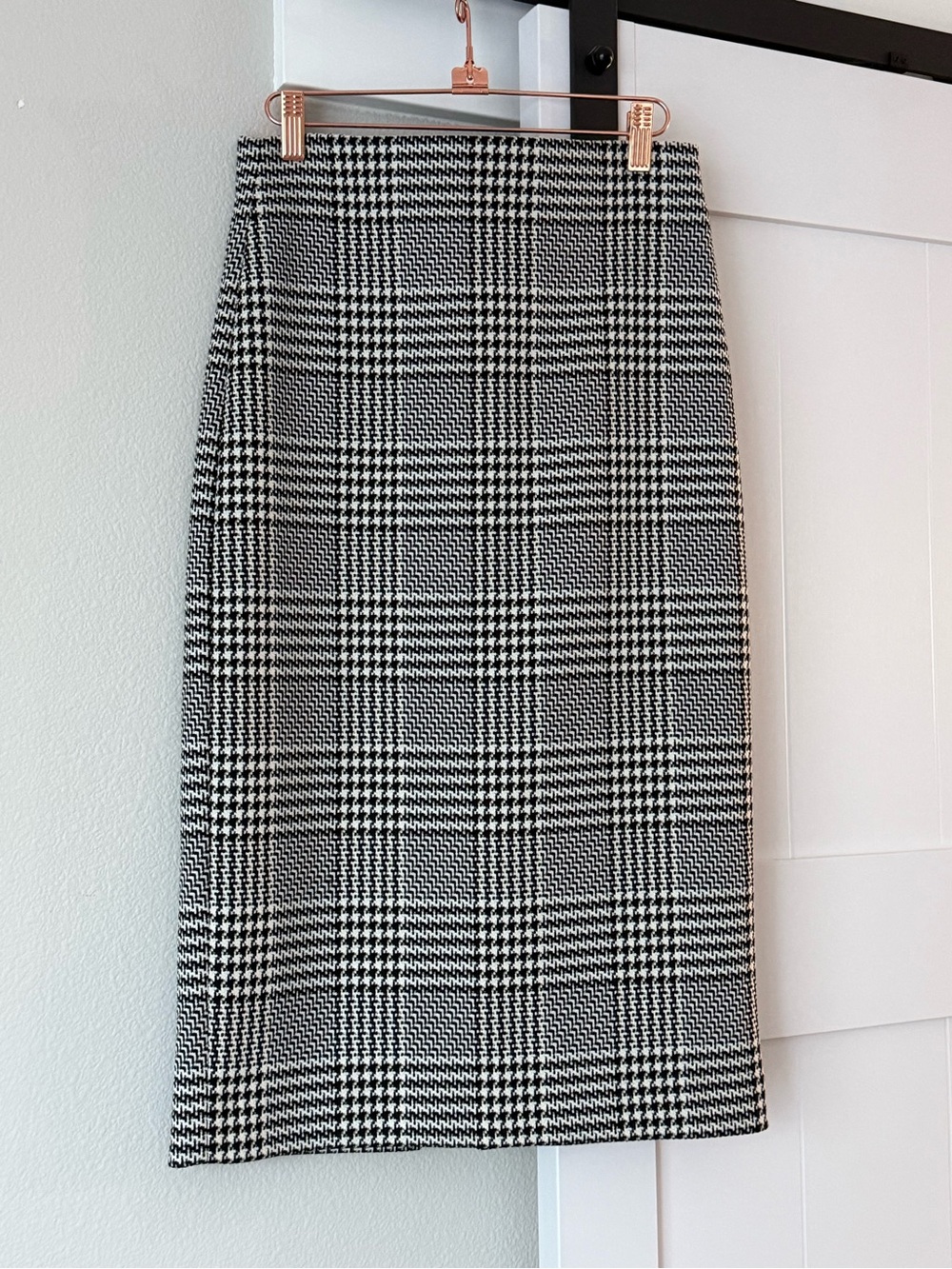 Zara Black and White Glen Plaid Pencil Skirt